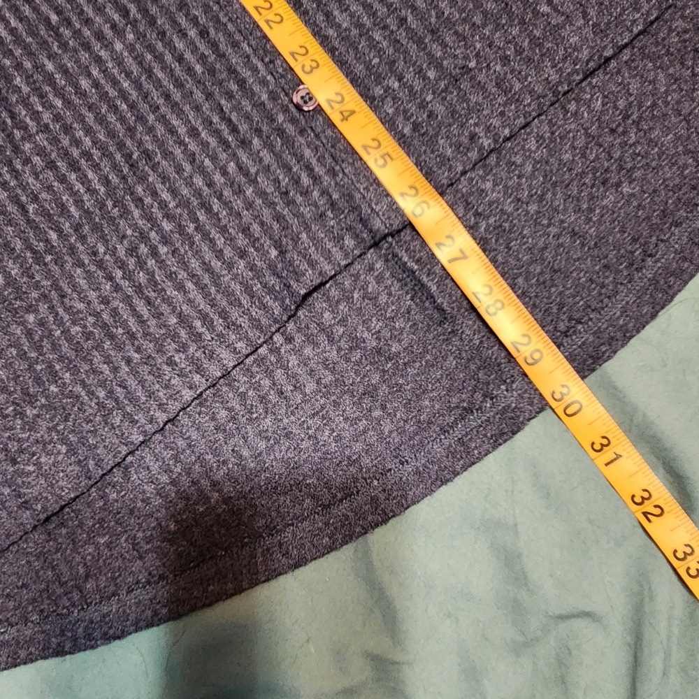 Gray Waffle Knit Hi-Low top - Picture 12 of 12